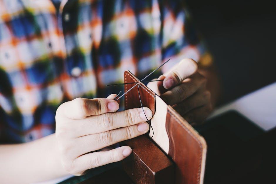Leather Bag Maintenance: Keep ⁢It‌ Looking New